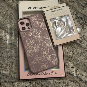 New 2pc set Velvet Caviar Dusty Rose Gold case & grip stand
